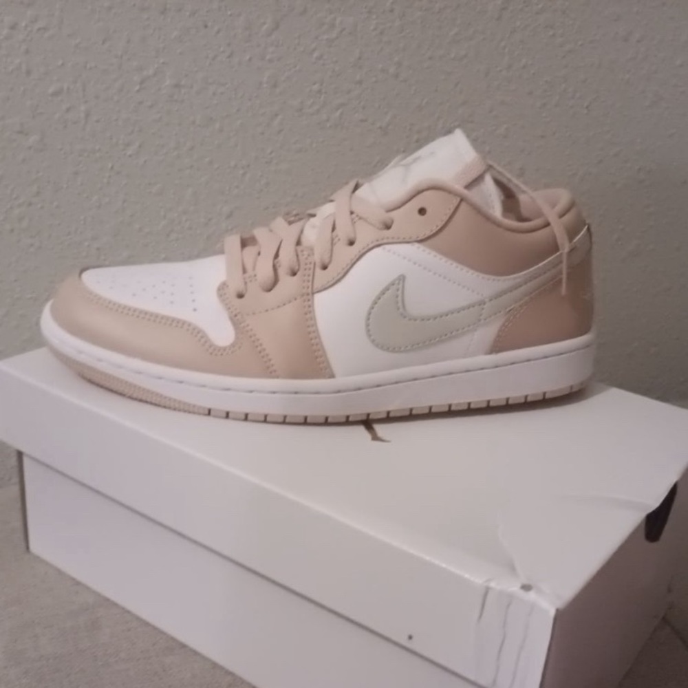 Air Jordan 1 Low